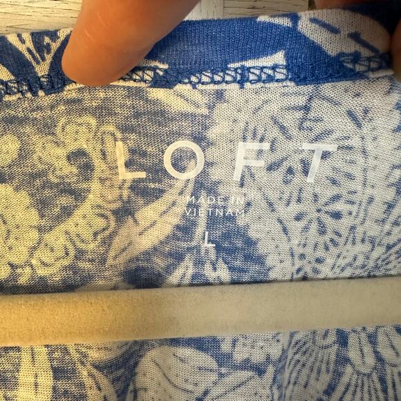 Loft women’s T-shirt Dolman sleeve blue white paisley Linen blend cool breezy  - Picture 4 of 8